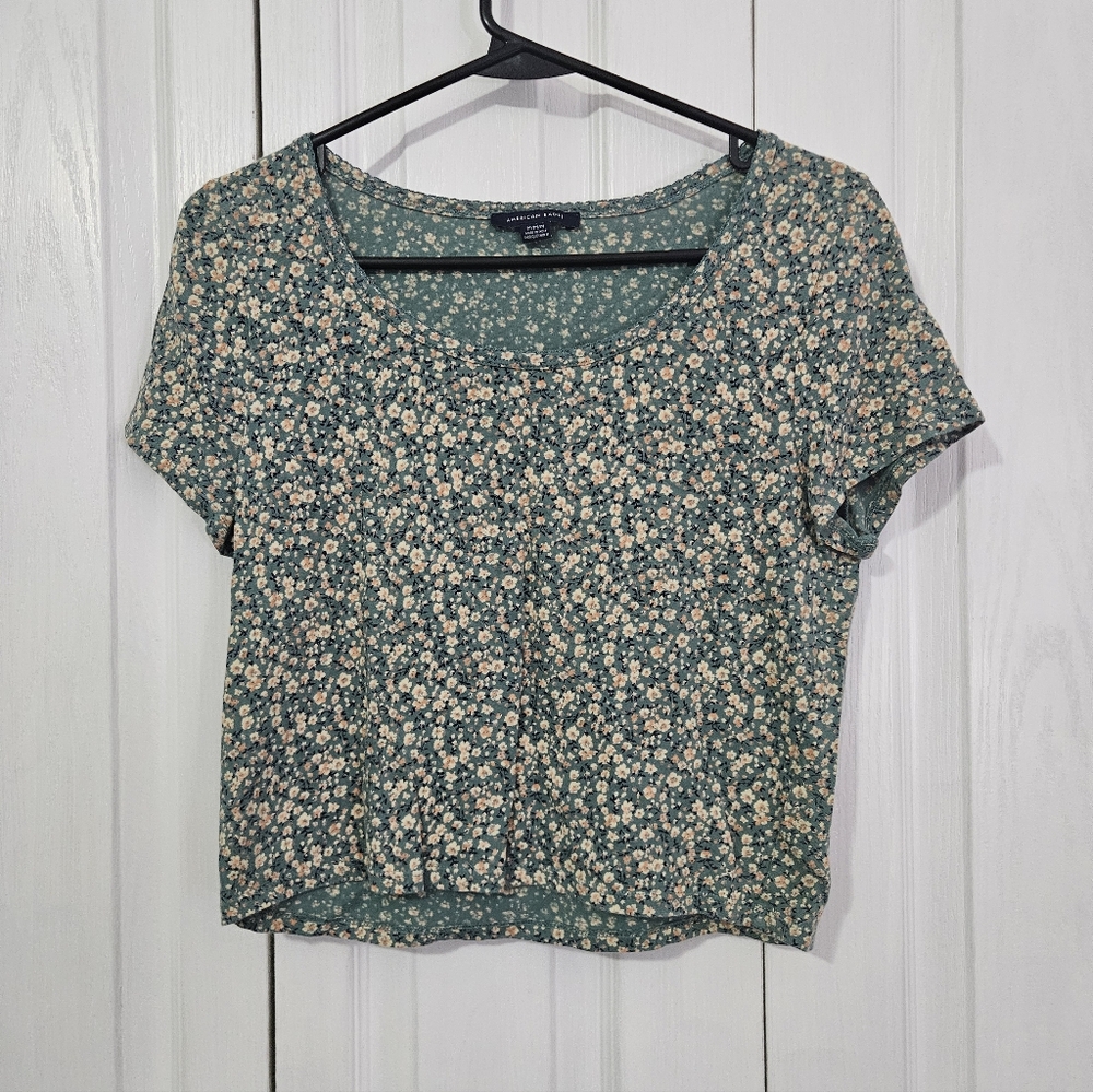 American Eagle Floral Crop Top